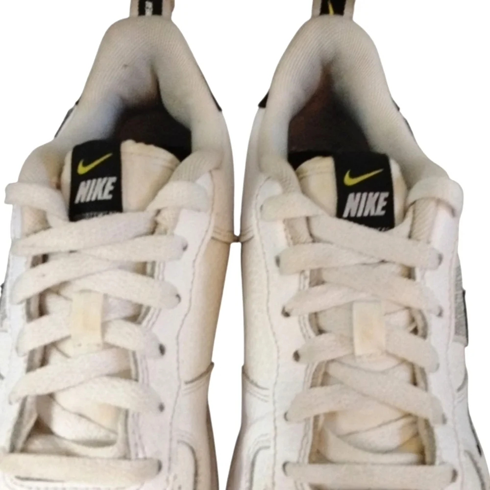 Nike Air Force 1 LV8 '07 Sneakers White And Black Nike's Women's Size 7.5